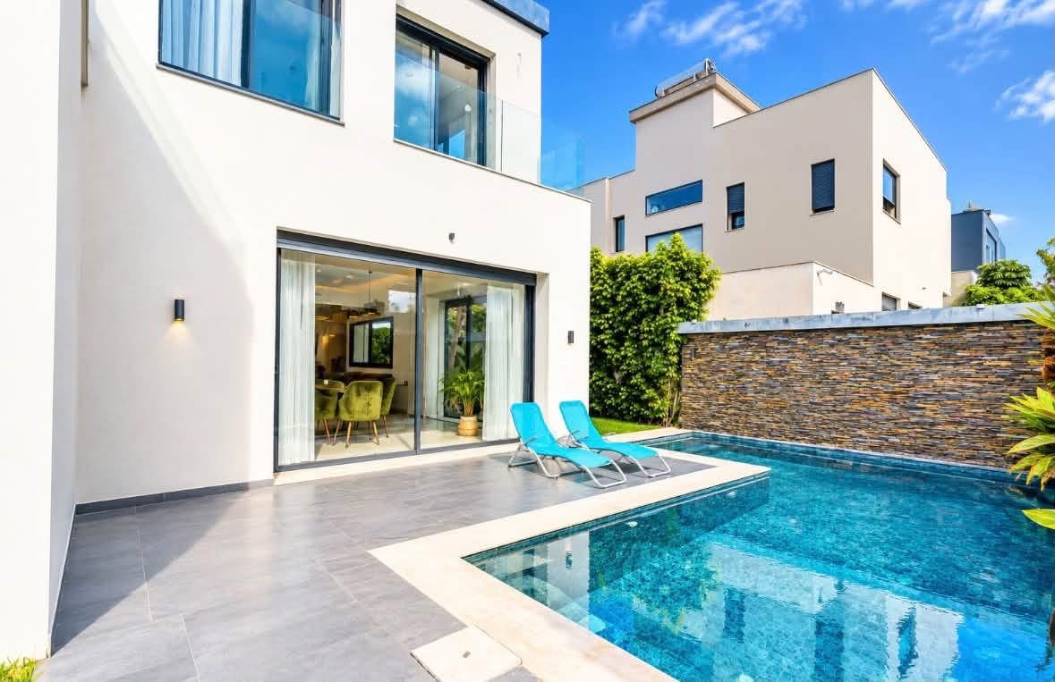 Villa 4 Chambres 3 niveaux 